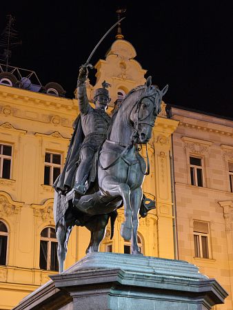 LX15-000322.jpg